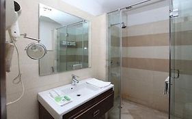 Oyo Malviya Nagar Delhi
